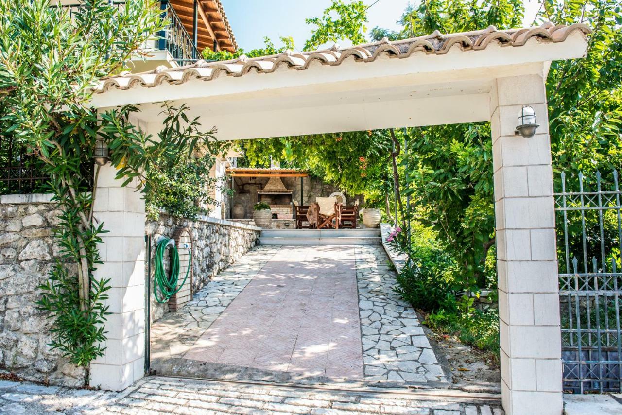 Villa Ilias Pinakokhorion Buitenkant foto