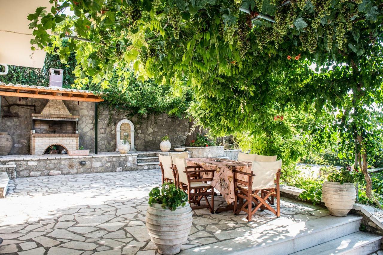 Villa Ilias Pinakokhorion Buitenkant foto