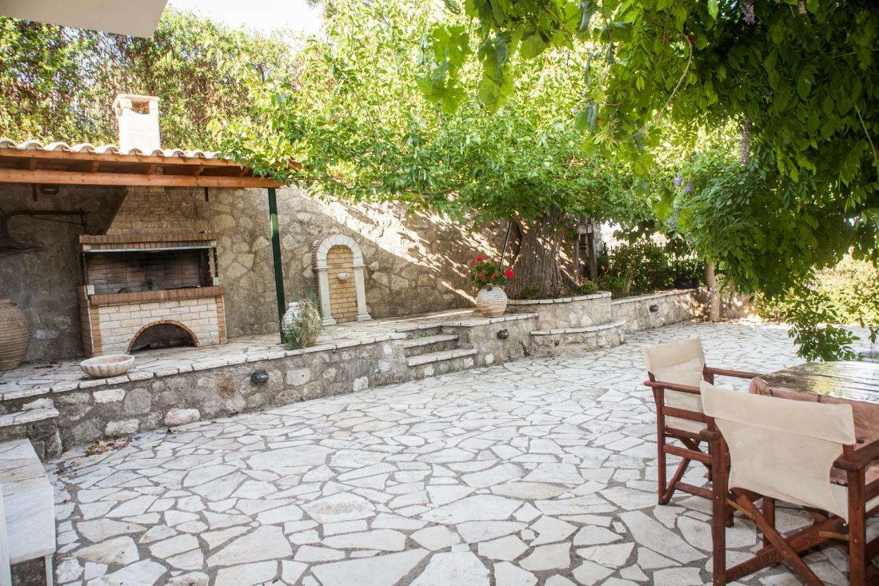 Villa Ilias Pinakokhorion Buitenkant foto