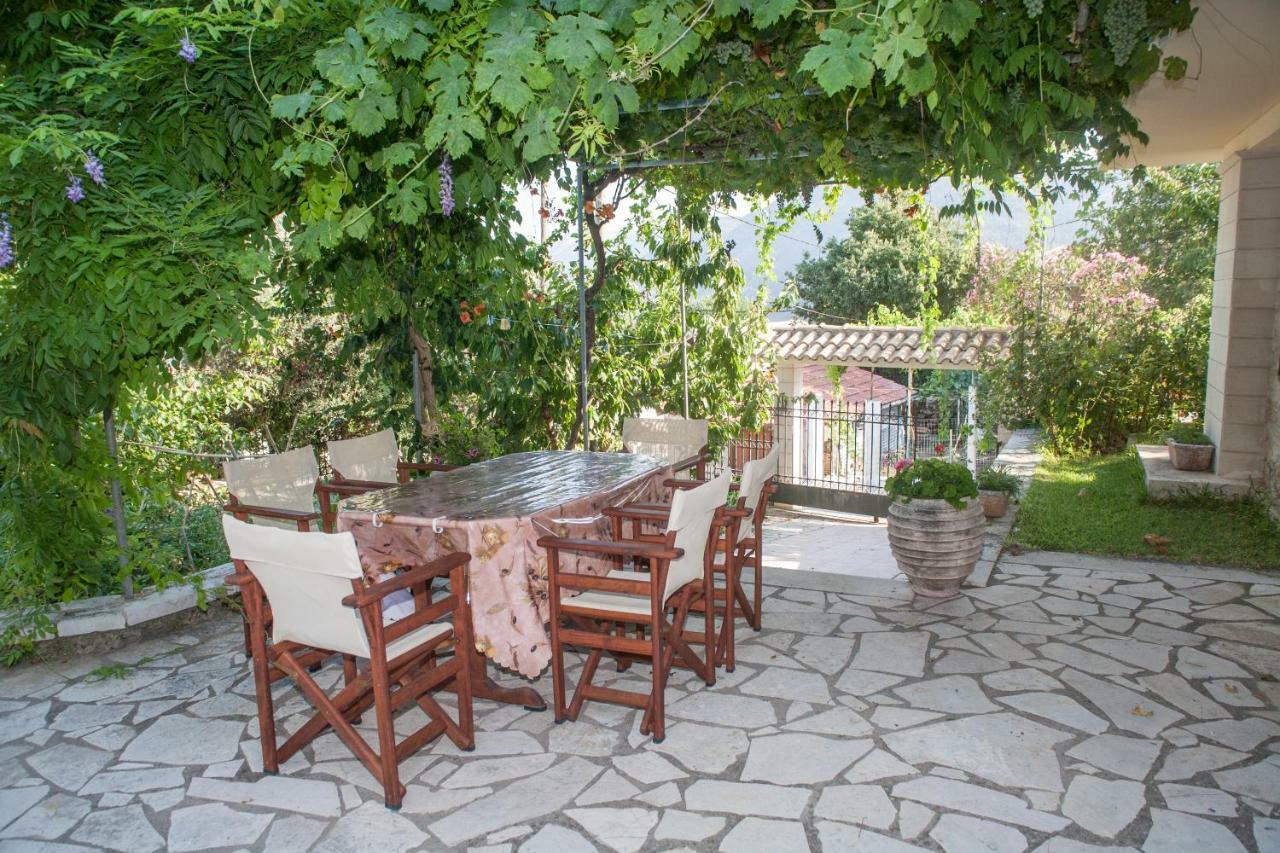 Villa Ilias Pinakokhorion Buitenkant foto