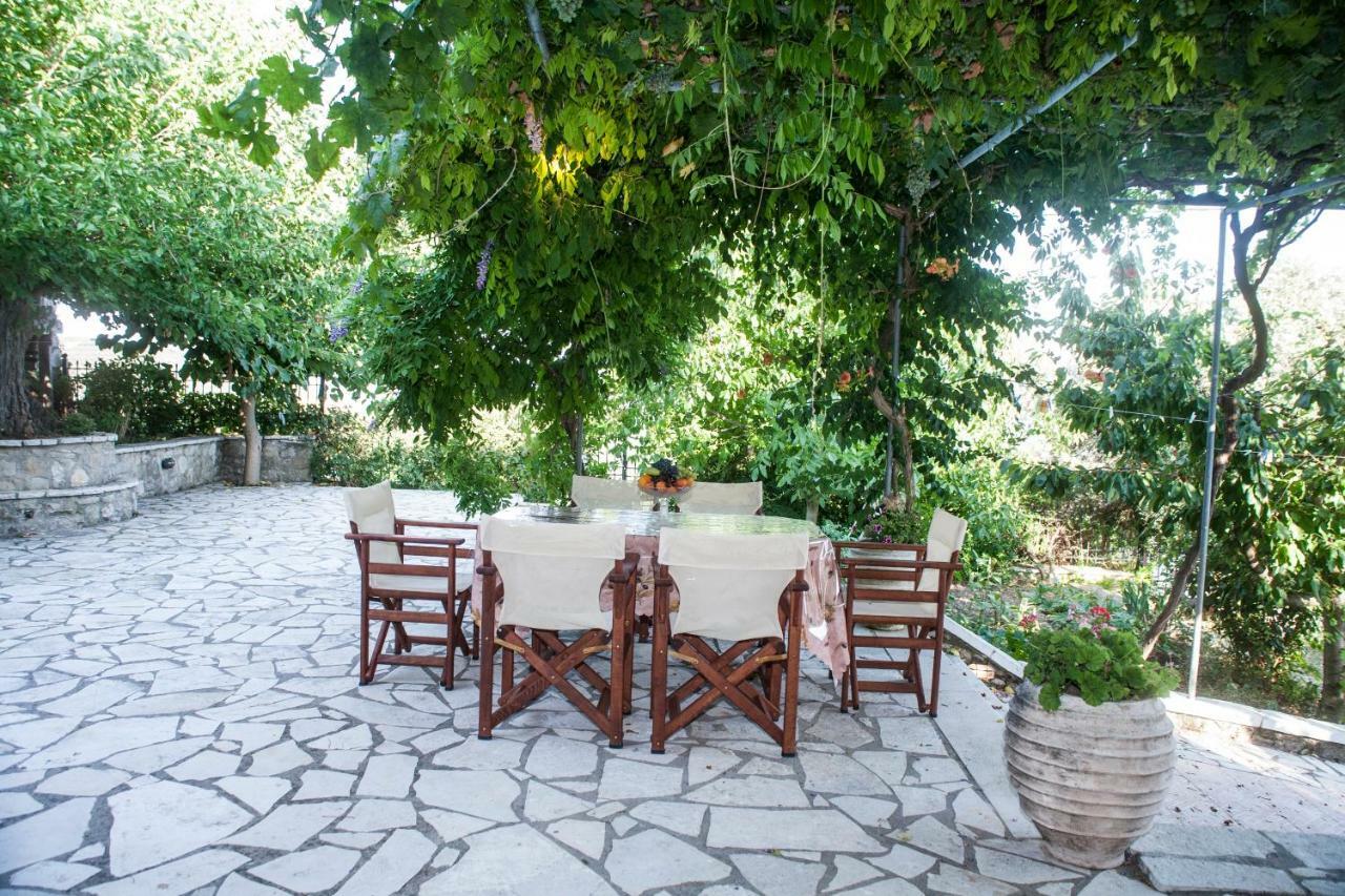 Villa Ilias Pinakokhorion Buitenkant foto