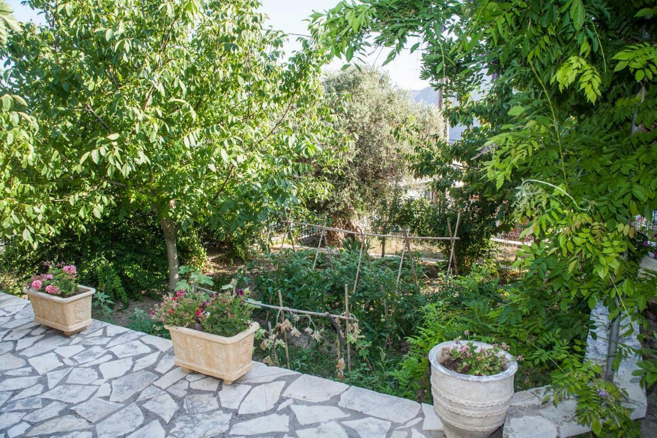 Villa Ilias Pinakokhorion Buitenkant foto