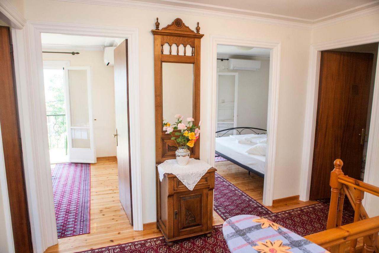 Villa Ilias Pinakokhorion Buitenkant foto